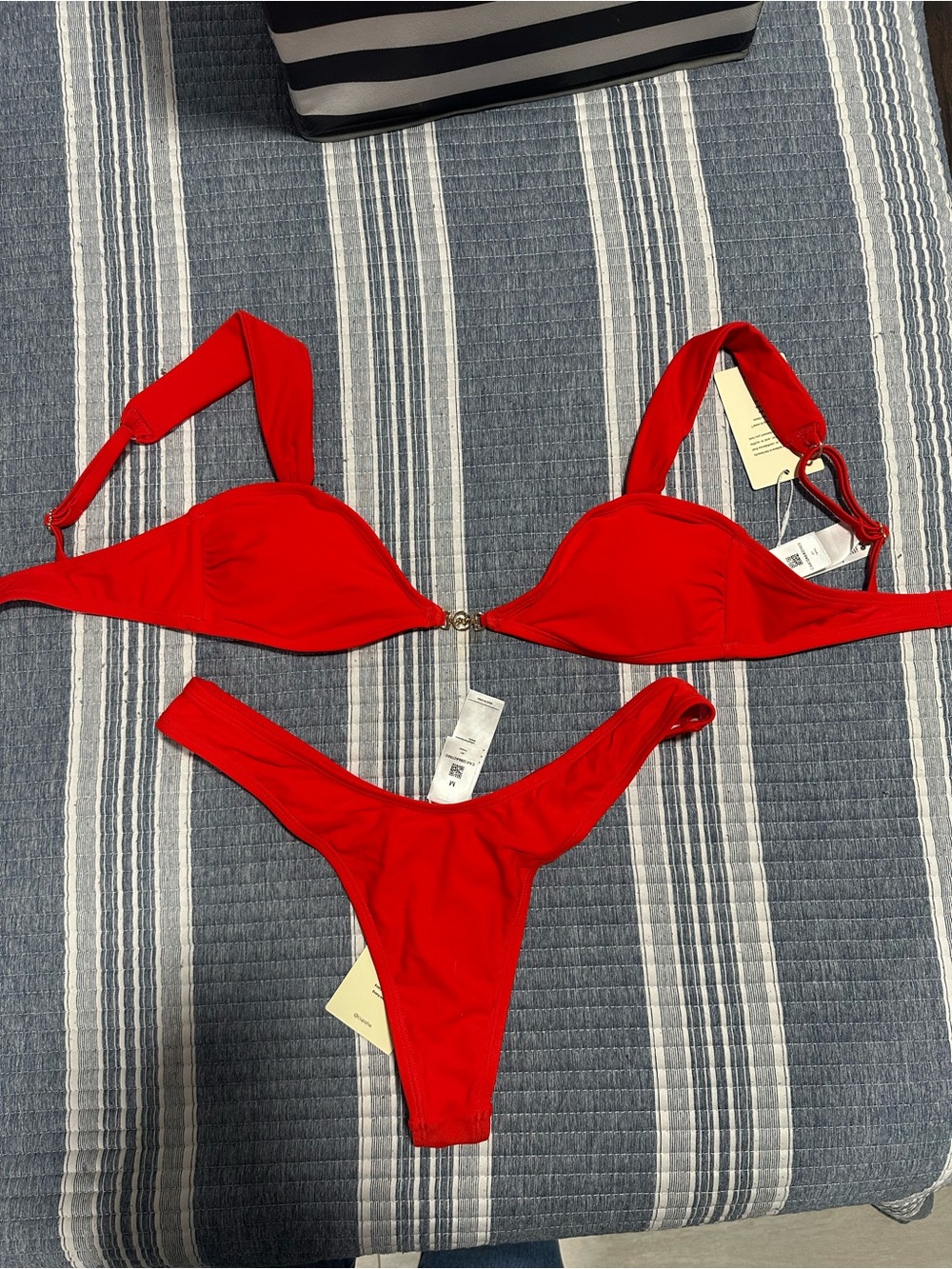 Cupshe Red Bikini with High-Cut Bottom